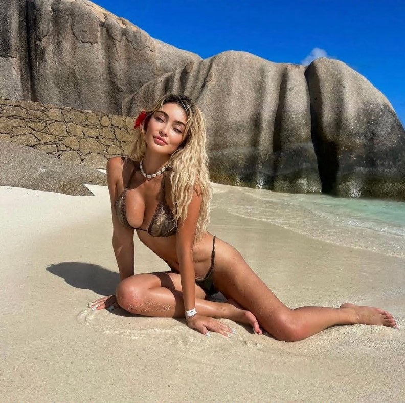 izmirescortmerve-1 izmirescortmerve-1 İzmir Escort Merve Eve, Otele, Arabaya Gelirim