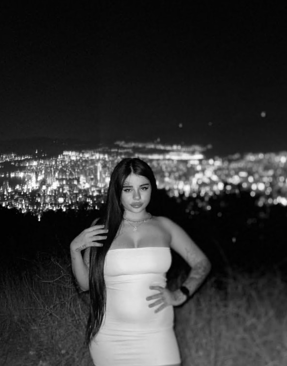 izmirescorttoprak-4-1 İzmir Escort Derin İzmir Geneli Eve Ve Otele Geliyorum