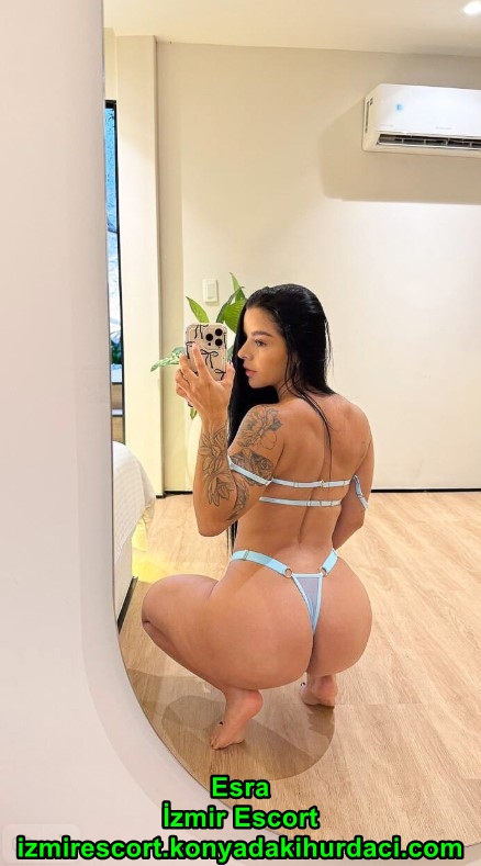 izmirescortesra-1 izmirescortesra-1 İzmir Escort Esra Görüşmelerimde Partnerimi Şımartıyorum